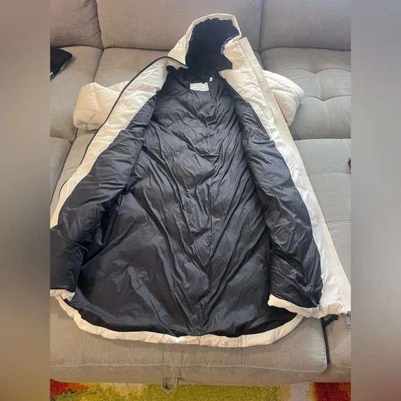 NWT $300 DKNY Women’s Silky Long Quilted Parka Water Resistant Zip Pockets Large - Picture 5 of 8